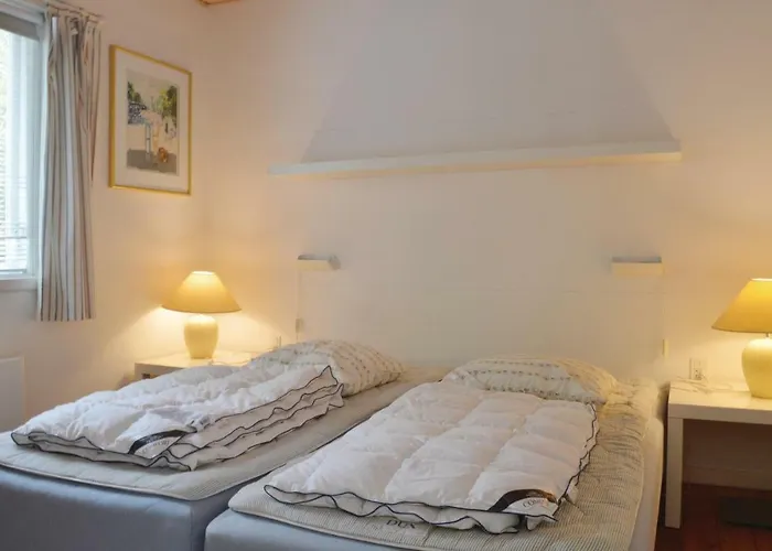 3 Bedroom Beach Front Home In Graested
